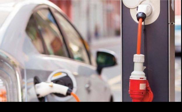 La recarga de coches eléctricos en Barcelona dejará de ser gratuita