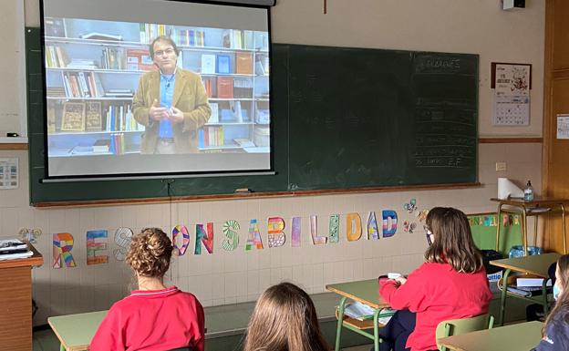 El proyecto digital 'Valpuesta en los colegios' empieza a impartirse entre alumnos de Secundaria