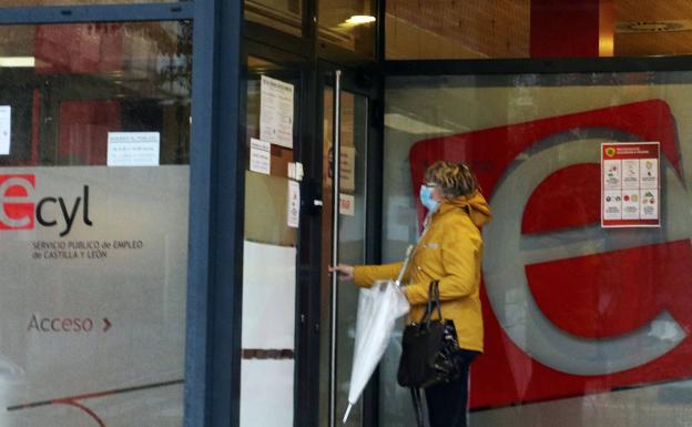 Castilla y León cierra 2020 con 1.700 parados más