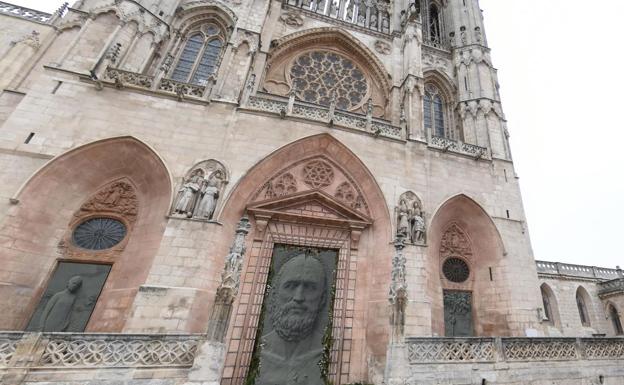 FAE defiende el cambio de puertas de la Catedral, asegurando que es una «oportunidad»