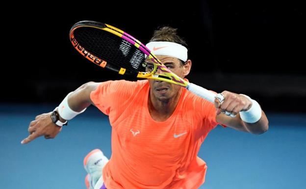 Nadal no jugará en Róterdam por sus problemas en la espalda