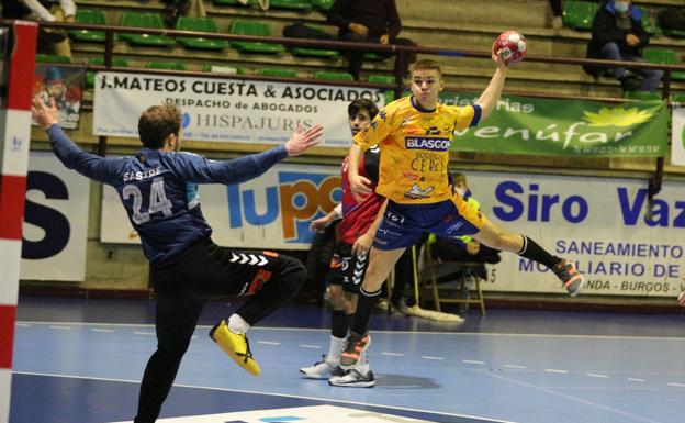 El Villa de Aranda, a por el todo o nada en Cangas