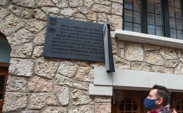 El PP plantea una exposición permanente del Fondo Machadiano que custodia la Institución Fernán González