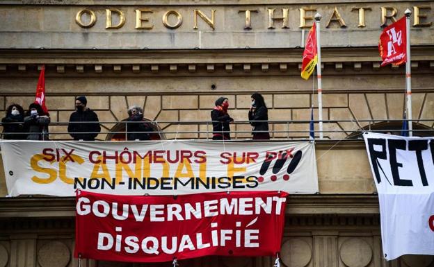 Ocupan el teatro del Odéon de París en protesta contra «la cultura sacrificada» por la covid