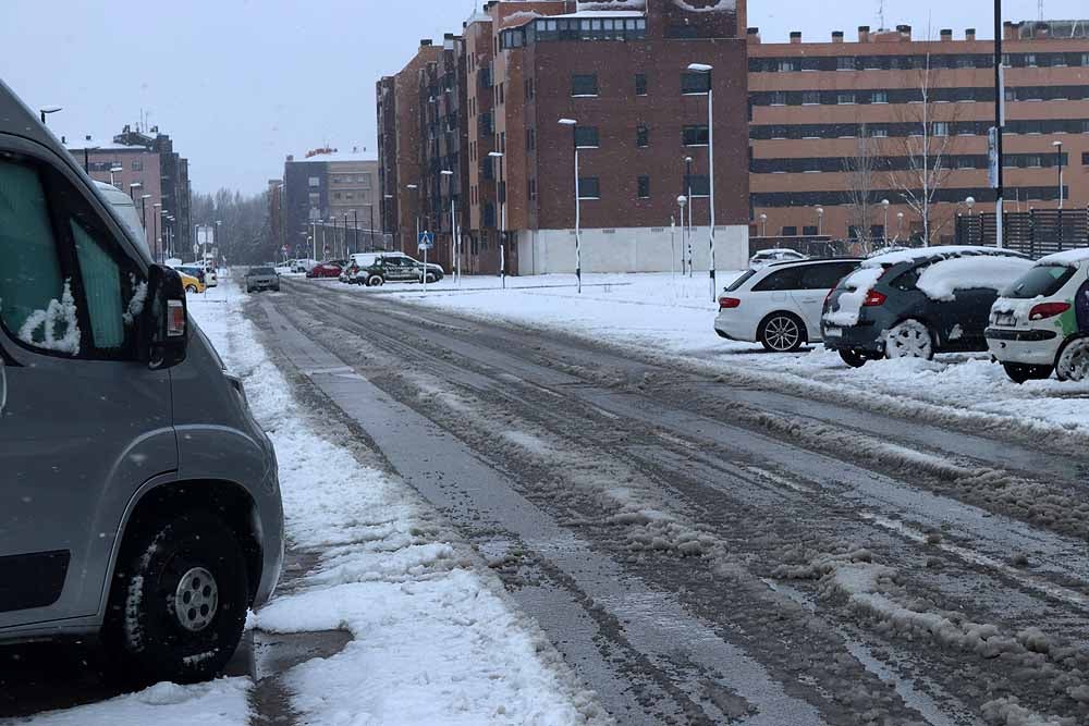Gamonal y Fuentecillas también sufren los efectos de la nieve