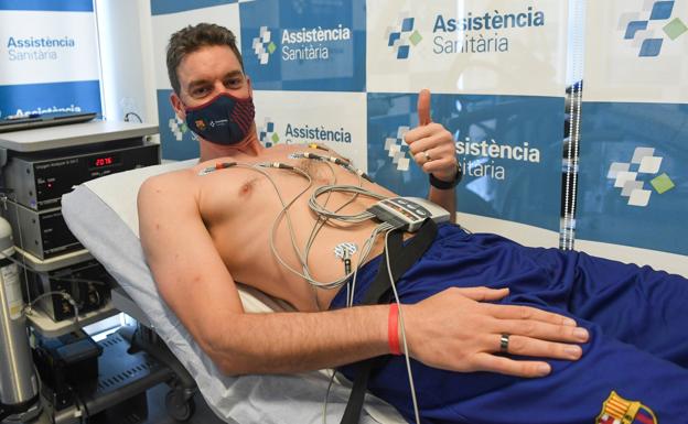 Pau Gasol supera el reconocimiento médico con el Barça