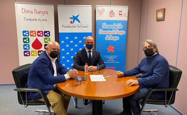 Caixabank destina 5.000 euros para la realización periódica de donaciones de sangre en la provincia