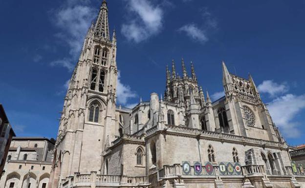 Los monjes de Silos o la Patrulla Águila, protagonistas del VIII Centenario de la Catedral de Burgos