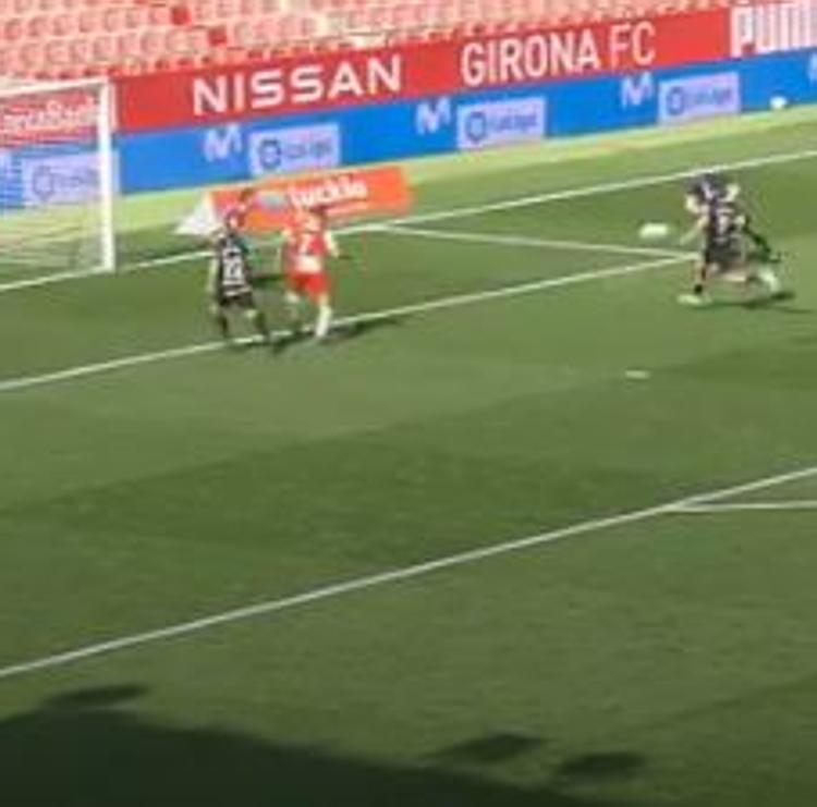 Vídeo: El Girona gana a la Ponferradina y sueña con los 'play-offs'