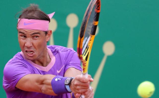 Nadal aplasta a Delbonis en su regreso a la tierra