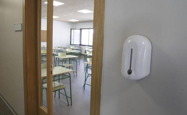 La Junta pone en cuarentena tres nuevas aulas en Burgos por covid-19