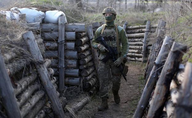 La UE alerta del despliegue ruso en la frontera con Ucrania