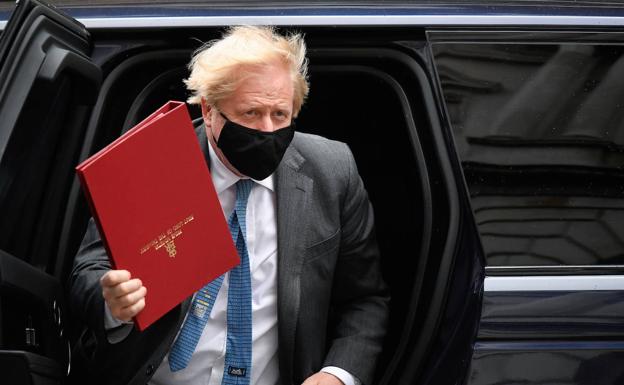 Johnson, irritado por los ataques por las obras de su piso