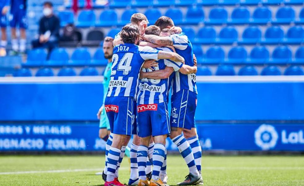 Vídeo: El Alavés se agarra a Joselu para seguir en Primera