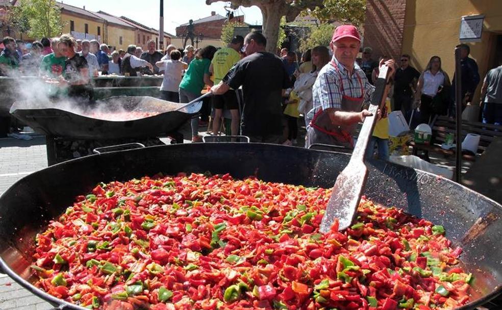 Fresno de la Vega: pimientos que crecen al son de los campaneros