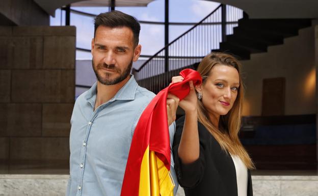 Saúl Craviotto y Mireia Belmonte, abanderados de España por la igualdad