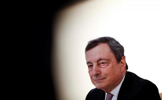 Draghi renuncia a los 110.000 euros de sueldo como primer ministro