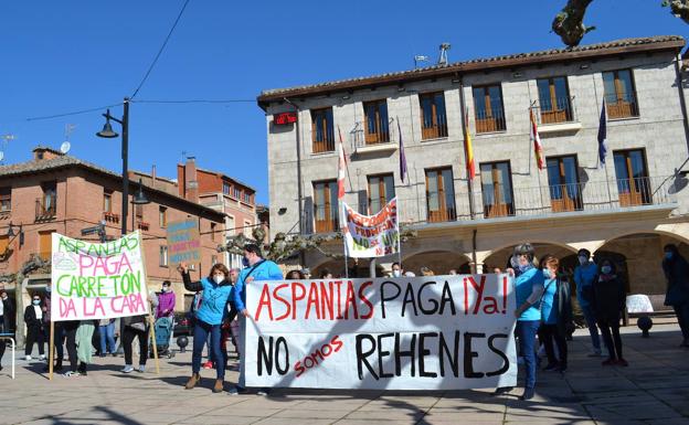 Exigen a Carretón que «dé la cara» ante los impagos de Aspanias en la residencia de Villadiego