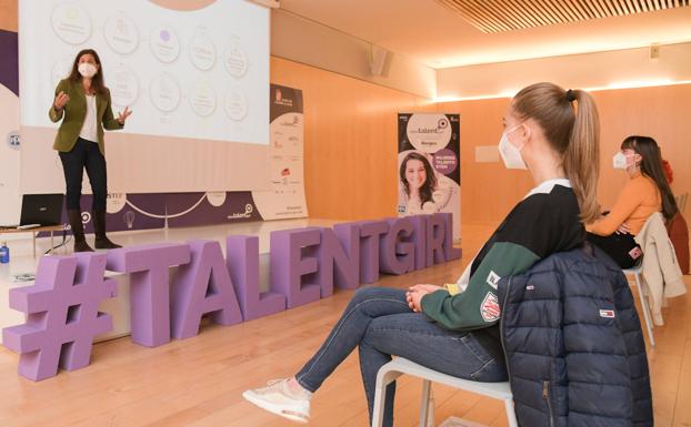 STEM Talent Girl clausura en Burgos su edición «más difícil», con más de 500 mentoras