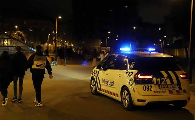 Noche ajetreada de la Policía Local en Burgos en el primer viernes sin toque de queda