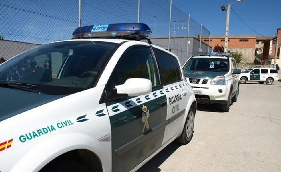 Detenido un conductor por carecer de Permiso de Conducción