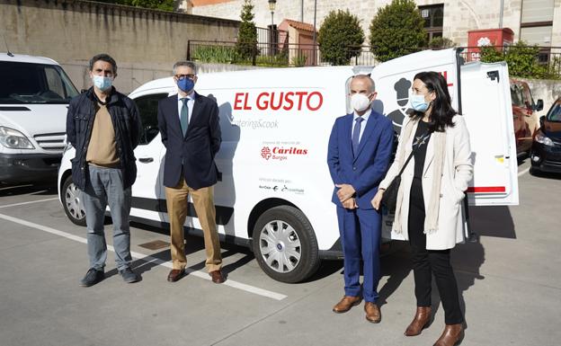 Cáritas Burgos cuenta con un nuevo vehículo acondicionado para el transporte de alimentos