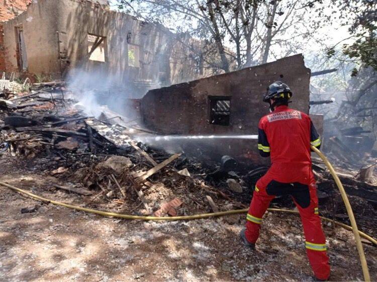 Urgen al Ayuntamiento de Aranda la negociación del convenio de retenes, tras hospitalizar a tres bomberos