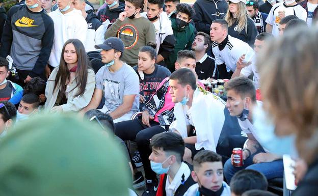 Burgos vibra con su equipo en la distancia