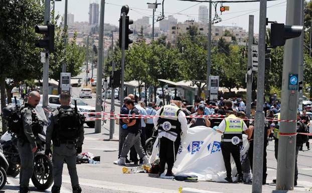 Muere tras acuchillar a un soldado y a un transeúnte en Jerusalén