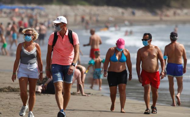 Abril termina con 6,5 millones de turistas internacionales menos