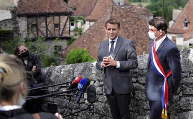 Macron inicia un pre electoral 'tour de France'