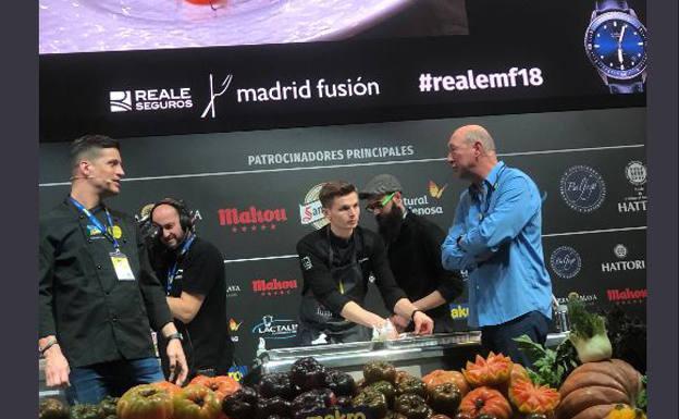 Miguel Cobo imparte una ponencia sobre técnicas ancestrales aplicadas a la alta gastronomía, en Madrid Fusión