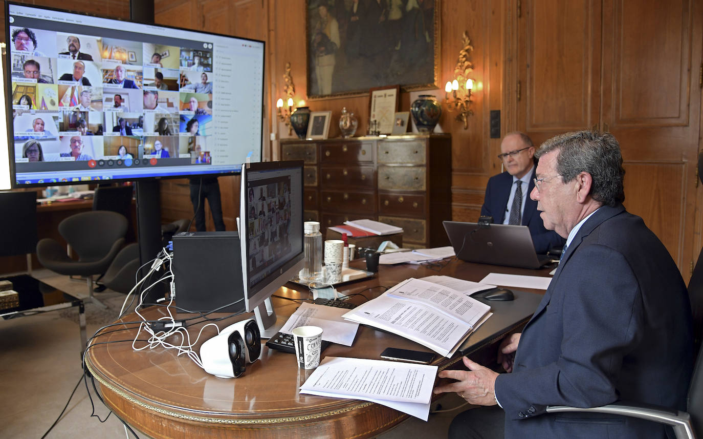 Paralizar los indultos y el pago en carreteras, peticiones de la Diputación de Burgos al Gobierno