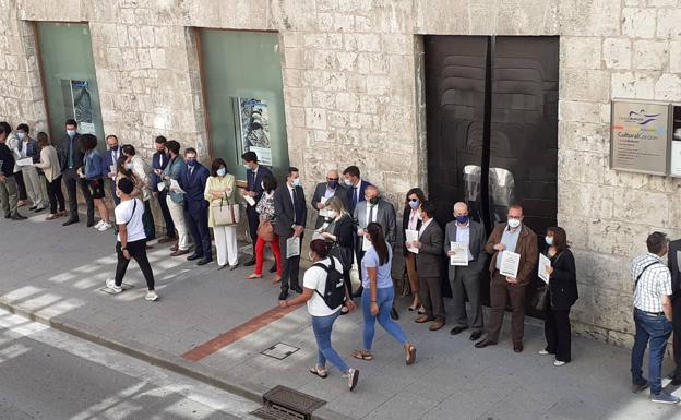 El otro lado del mayor ERE de la banca en España: «Es otro hachazo al medio rural de Burgos»