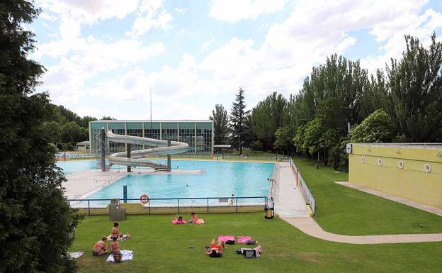 Las piscinas de Burgos abren con un aforo del 75% y se permite el uso de las duchas