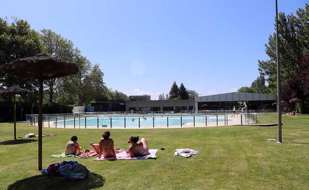 San Amaro y Capiscol inauguran la temporada de piscinas de verano en Burgos