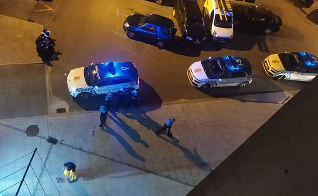 Levantan acta a un bar de la calle San Juan de Burgos por «sobrepasar el horario»