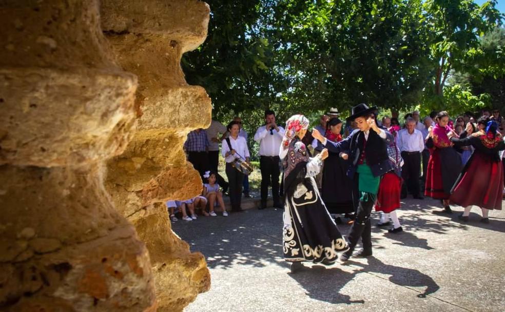 La Serna: fiestas que guardan antiguas costumbres