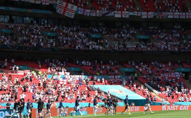 La UEFA amenaza con retirar a Londres las semifinales y la final