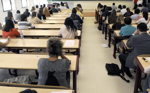 Casi 2.000 opositores buscan este sábado en Burgos una plaza de profesor de geografía e historia