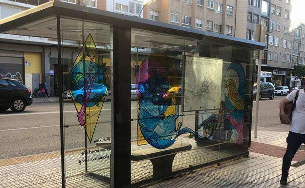 Vidrieras para las marquesinas de bus urbano en Gamonal