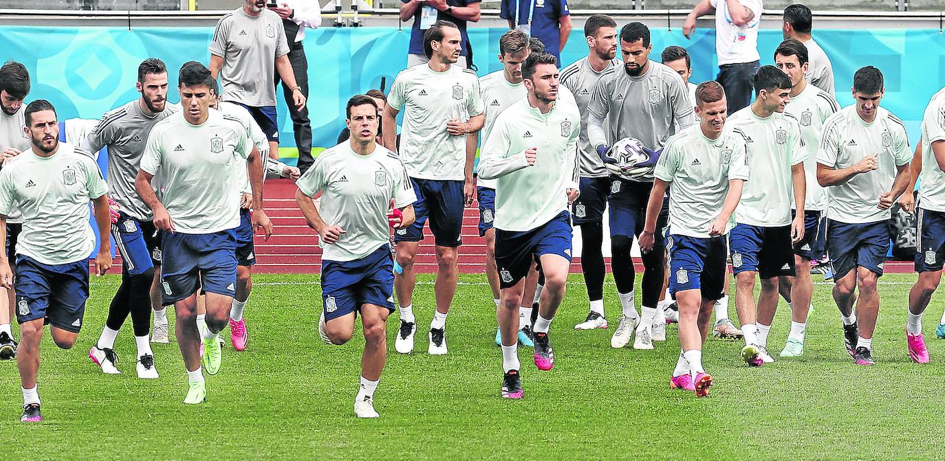 La Roja no se fía de la cenicienta