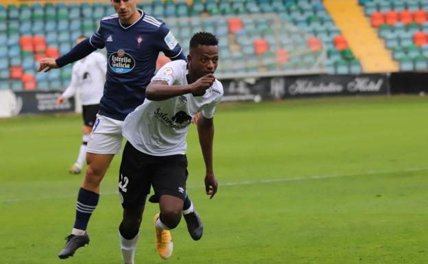 El Mirandés apuntala su defensa con Anderson Arroyo