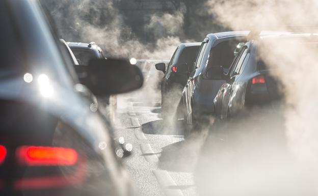 Fin a los coches nuevos de gasolina, diesel e híbridos desde 2035