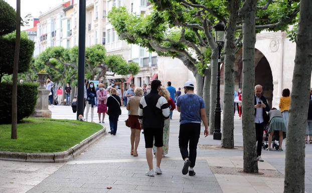 La quinta ola sigue su escalada en Burgos y registra dos muertes y 420 positivos