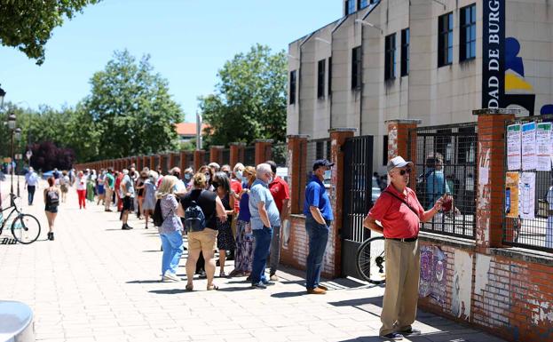 Séptima muerte de la semana por covid en Burgos con los contagios aún disparados