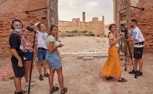 Dos burgalesas triunfan en el certamen de cortos Belchite de Película