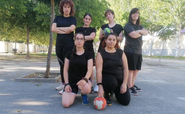 El Balonmano Burgos contará con un equipo sénior femenino la próxima temporada