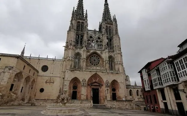 70.000 firmas para rechazar las nuevas puertas de la Catedral de Burgos
