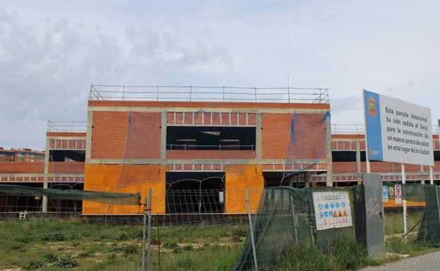 Sanidad concluirá el centro de salud de Salas de los Infantes este mandato, dejando en obras el de García Lorca